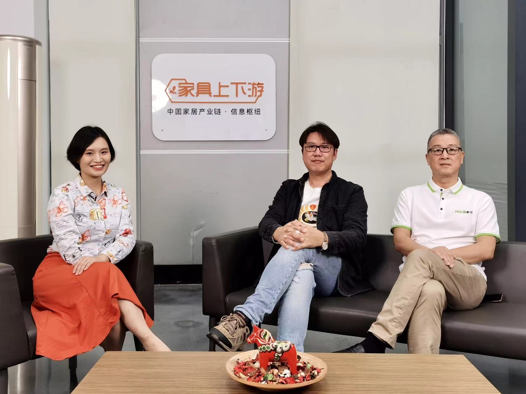 【 Doctor three talk 】 | HOLD hand in hand with Hualun machinery to create a new future of home manufacturing!